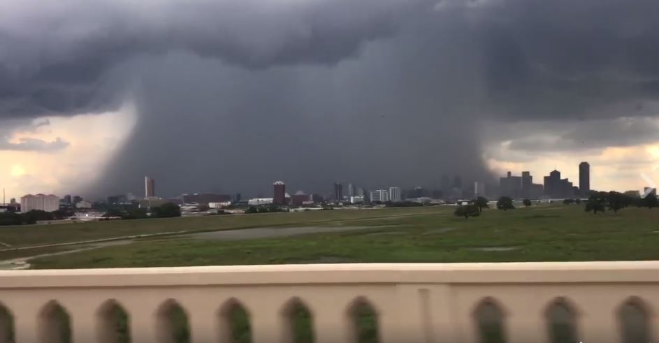 A video of a "rain foot" over downtown Dallas.